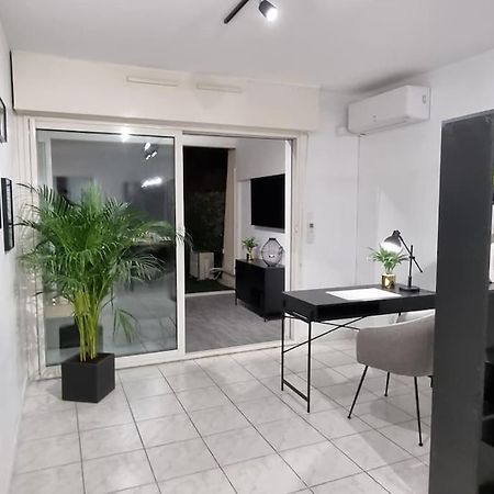 Le Neuburg Sur La Plage Vue Mer Climatisation Piscine Parking 세테 외부 사진